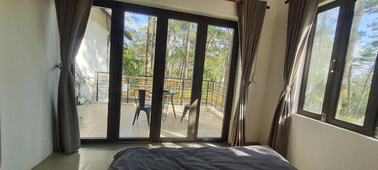 S'Nghe Homestay Mang Den Kon Von Kla Exteriör bild